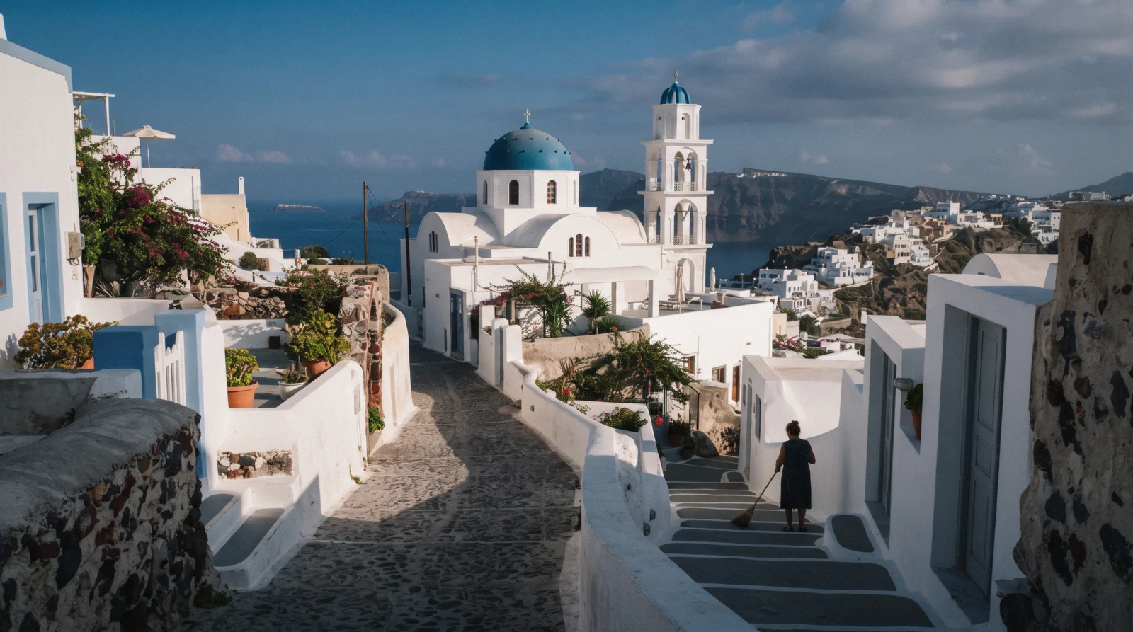 The whitewashed lanes of Firostefani at 08:30 in the morning, things to do in santorini, Santorini Greece